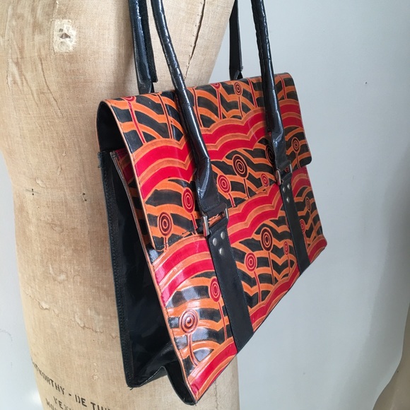 Boho patterned large leather shoulder bag. - Picture 4 of 6